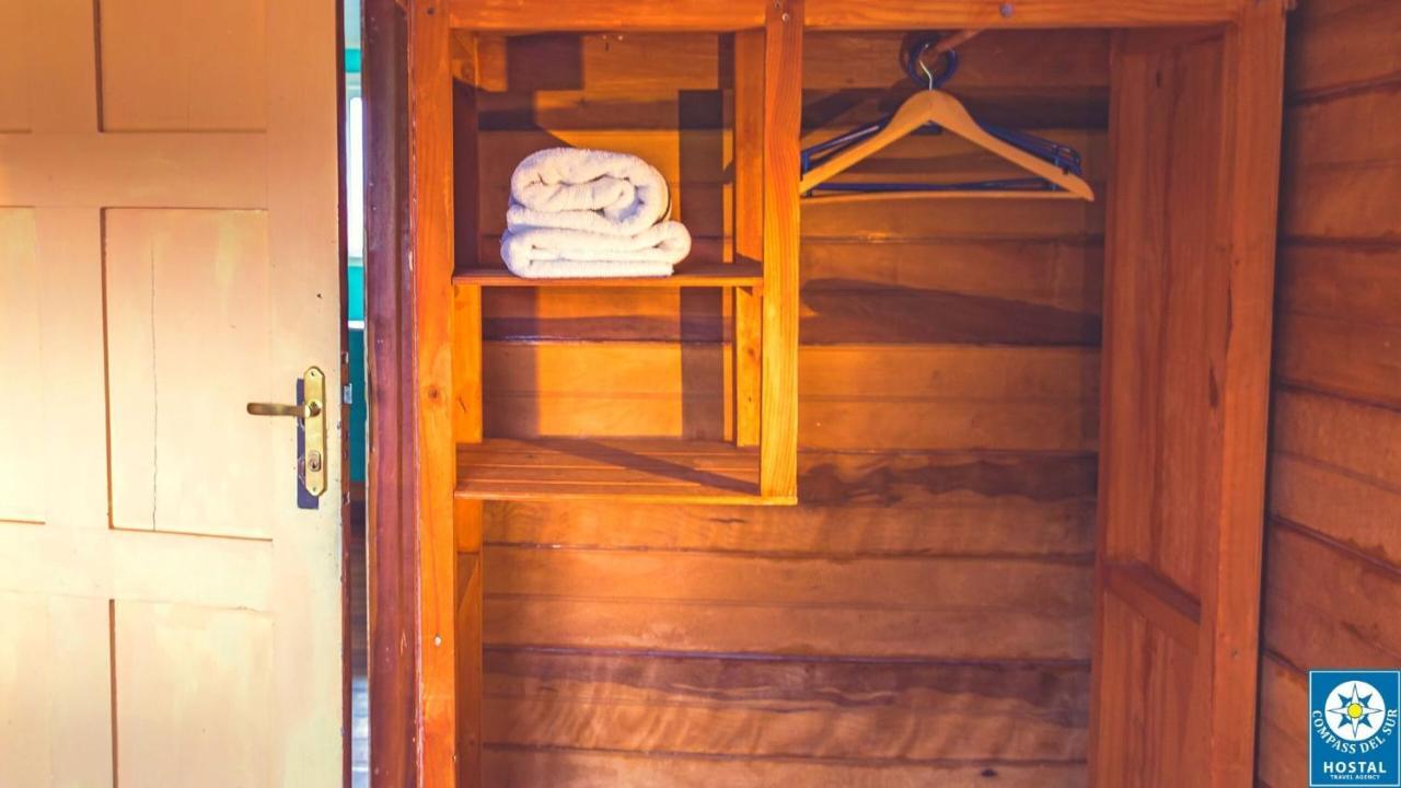 Hostal Compass Del Sur Puerto Varas Exterior foto